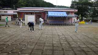 園庭芝生化沢地幼稚園準備③