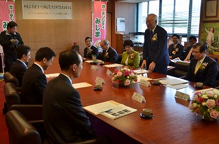 手づくり郷土賞大賞授与式写真