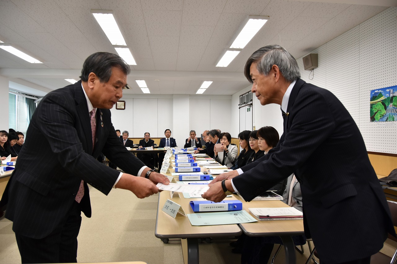 第１回審議会写真１【第５次総合計画】