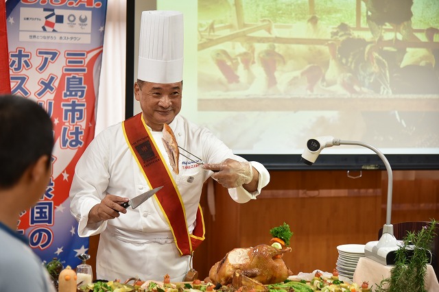 アメリカ給食-感謝祭料理ターキー