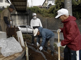 千寿会２植え替え