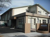 東幼稚園　建物