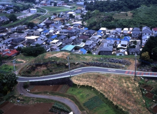 古墳　向山16号墳全景　三島の歴史